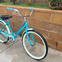 Schwinn 26 Beach Cruiser 