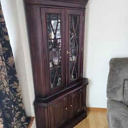 Corner Cabinet 