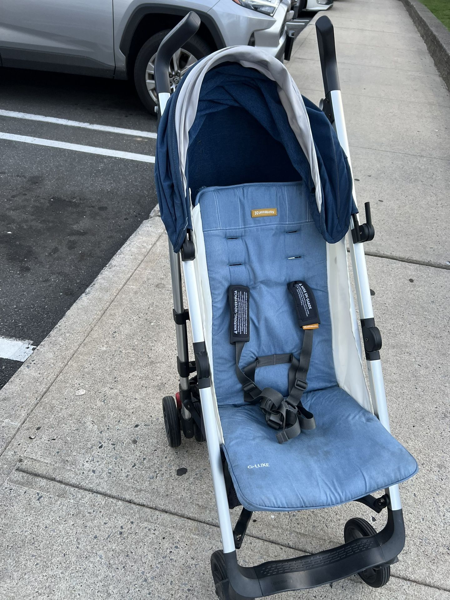UPPAbaby G-Luxe Stroller in Blue and White