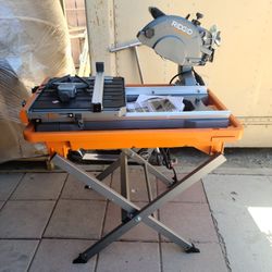 Ridgid 8" Blade Corded Wet Tile Saw 