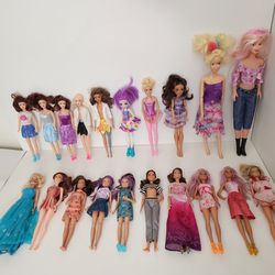 Dolls Lot 

