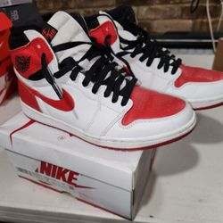 Air Jordan 1 Retro High OG Size 9