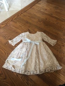 Kids girl Laura Ashley size 5