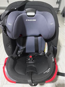 Maxi-Cosi Magellan Car Seat