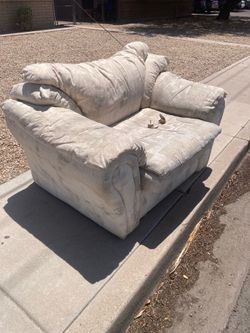 Couch free