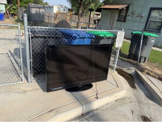 Free working 62in TV