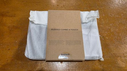 Logitech Rugged Combo 4 Touch