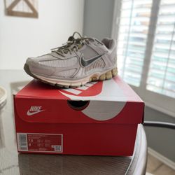 Nike Zoom Vomero 5