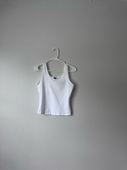 SHEIN Women’s White Top Solid Sleeveless Scoop Neck Pullover Tank Top Size M