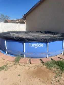 Above ground pool