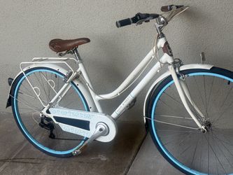 Main Street City Cruiser Bike ! 26” tires/7 speed!