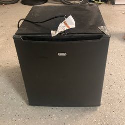 Mini Fridge Free