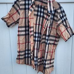 Burberry
ShortSleeve Check Linen Button Up Shirt