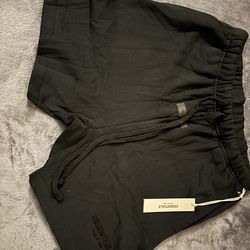 Essentials shorts black (light oatmeal)
