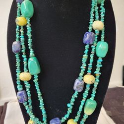 Turquoise Beaded Necklace 