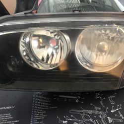 2006 Dodge Charger Headlights Left and Right