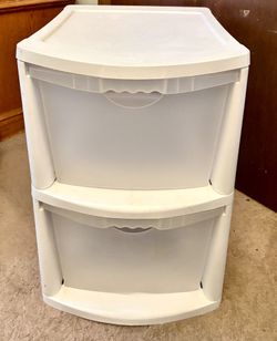 Sterilite 2-Drawer, Plastic Storage Unit, Large Drawers, Good Condition 