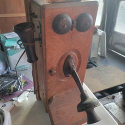 Wooden Vintage Wall Phone