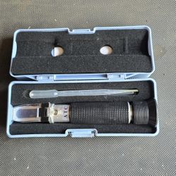 Saltwater Refractometer