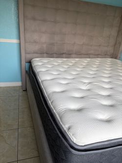 KING SIZE BED FRAME