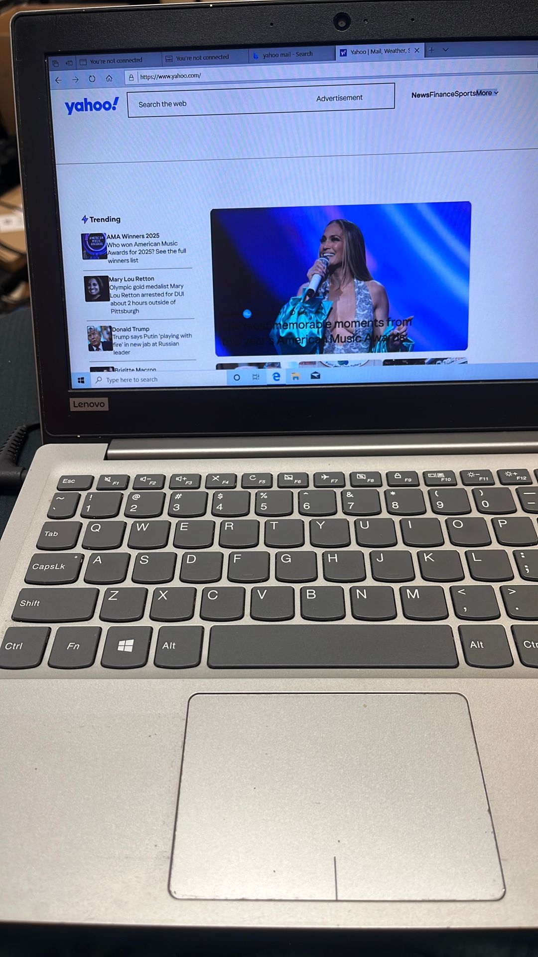 10’ Lenovo Laptop Intel Pentium Win 10