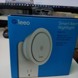 Leeo Smart Alert Night Light