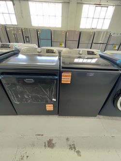 Maytag Set 5.3 Cu Ft Washer and Dryer Gas 7.4 Cu Ft