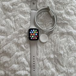 Apple Watch SE (40MM)