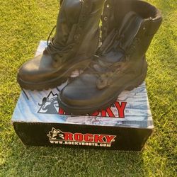 New Rocky Boots Size 9 Men's 