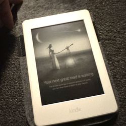 Kindle Paper White 7th Gen (white)