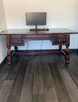 Office desk
