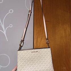 Michael Kors Crossbody