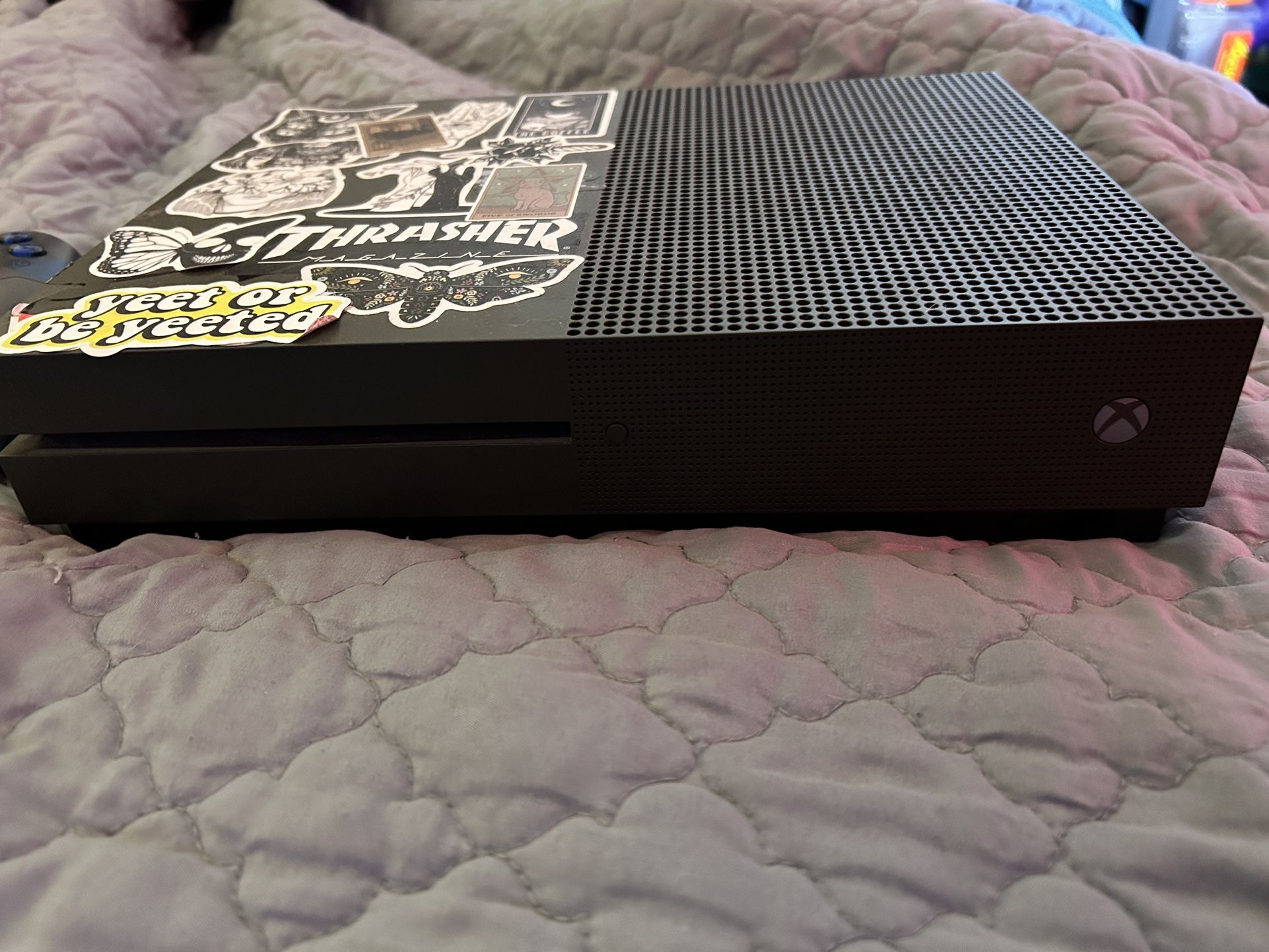 Xbox One S