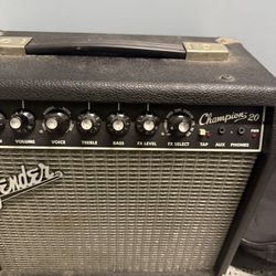 Fender Champion 20 Guitar Amplifier - 20W Combo Amp