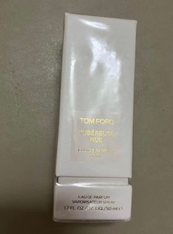 Woman perfume