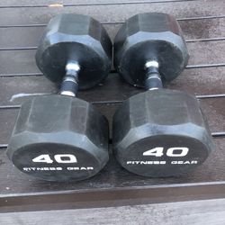 Pair of 40 Lb Rubber Coated Dumbbells 
