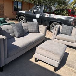 Gray Couch Set. $330 Delivered Available Small Fee.  Ou H Need Clean Little Bit 