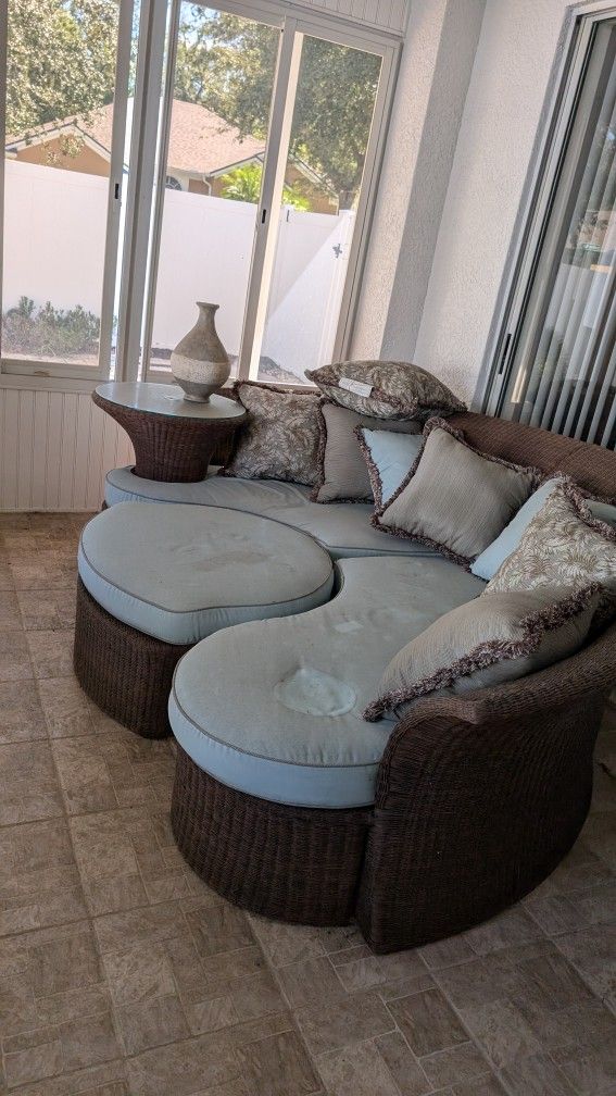 Outdoor Wicker Patio Furniture