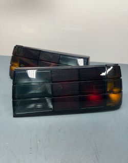 BMW E30 88-93 325i 325is 318is Smoked Facelift Late Model plastic bumper Rear Tail Lights pair Brand new Amazing Quality
