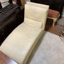 Leather Lounge Chair 