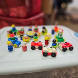 LOT of Fisher Price Little people and accessories