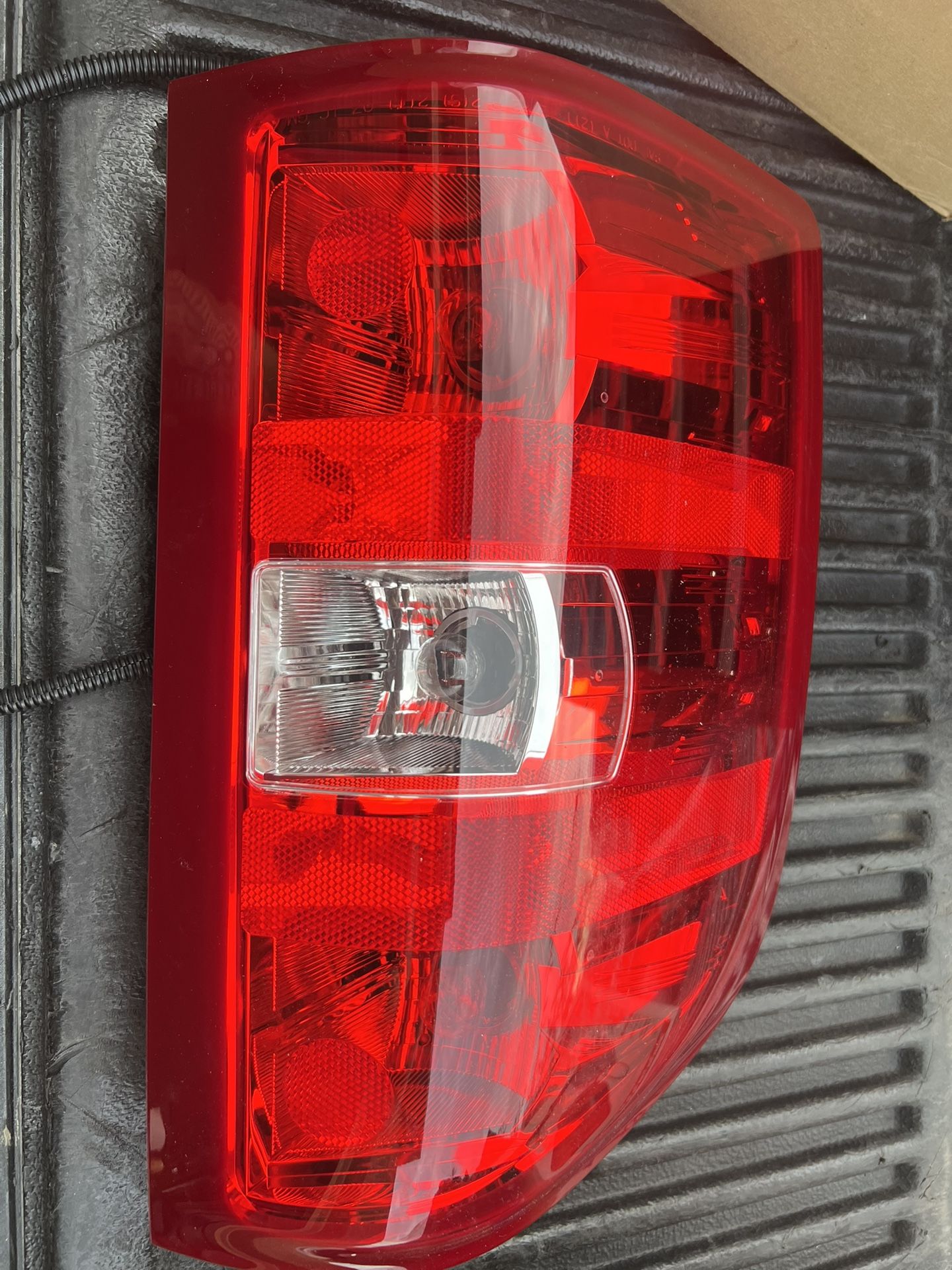 New agency taillights for Chevy Silverado 1(contact info removed)-2013