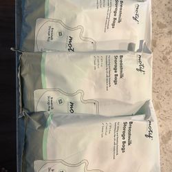 Breastmilk Storage Bags FREE