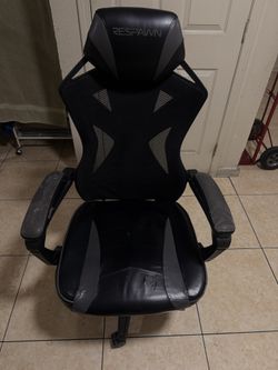 RESPAWN Gaming chair