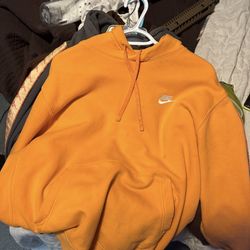 nike hoodie