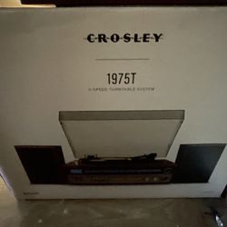 Crosley 1975T Turntable System with Bluetooth