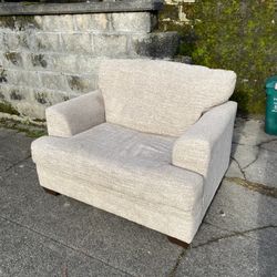 FREE Oversized Stuffed Chair 