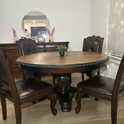 Dinning  Table & 4 chairs