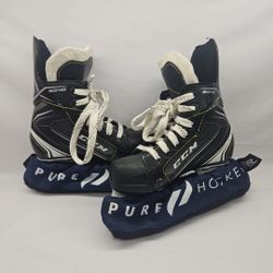 CCM 9040 TACKS ICE GOCKEY SKATES SIZE 11Y KIDS