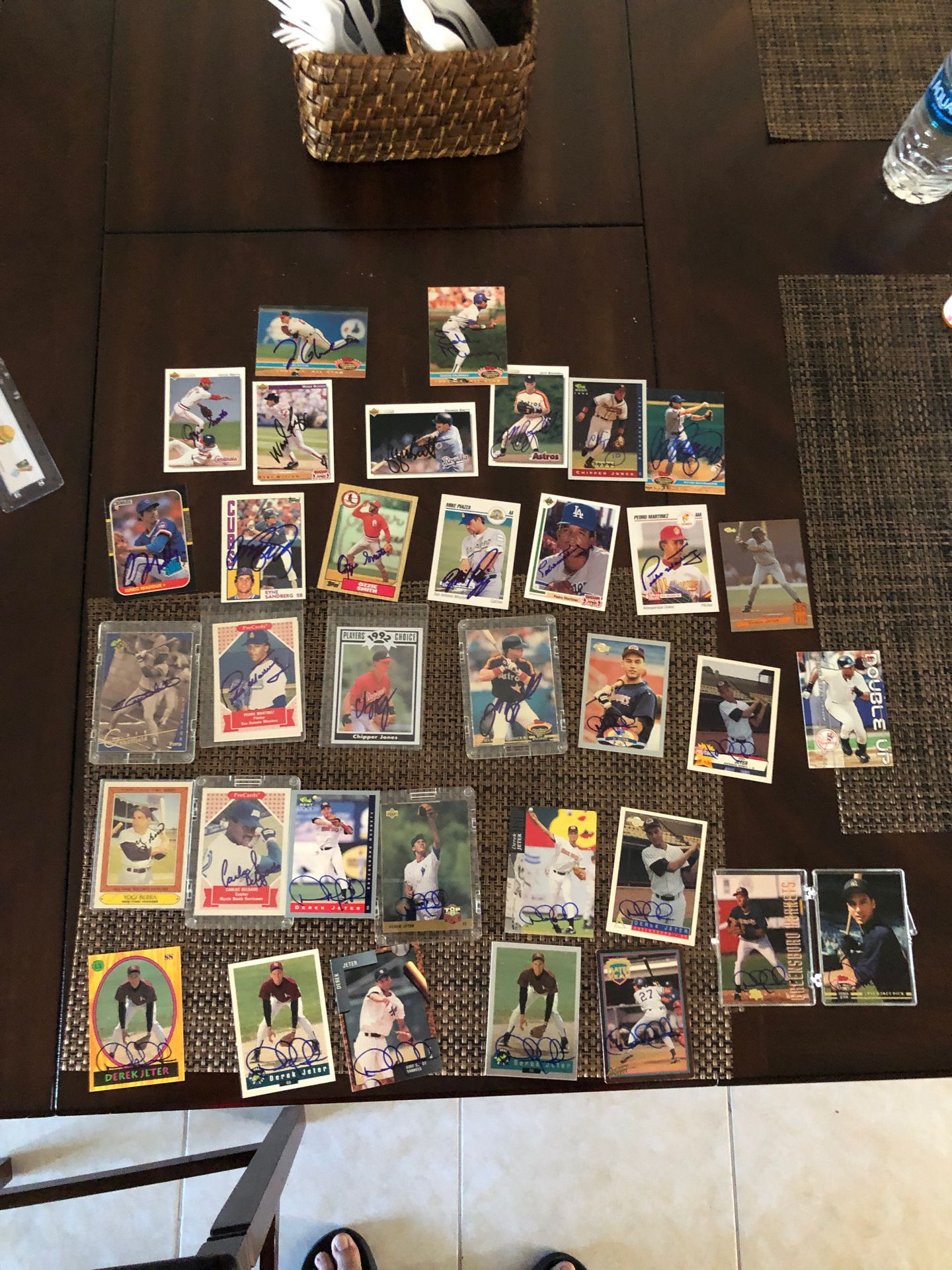 Signed baseball cards worth thousands of dollars I would like to get rid of all together